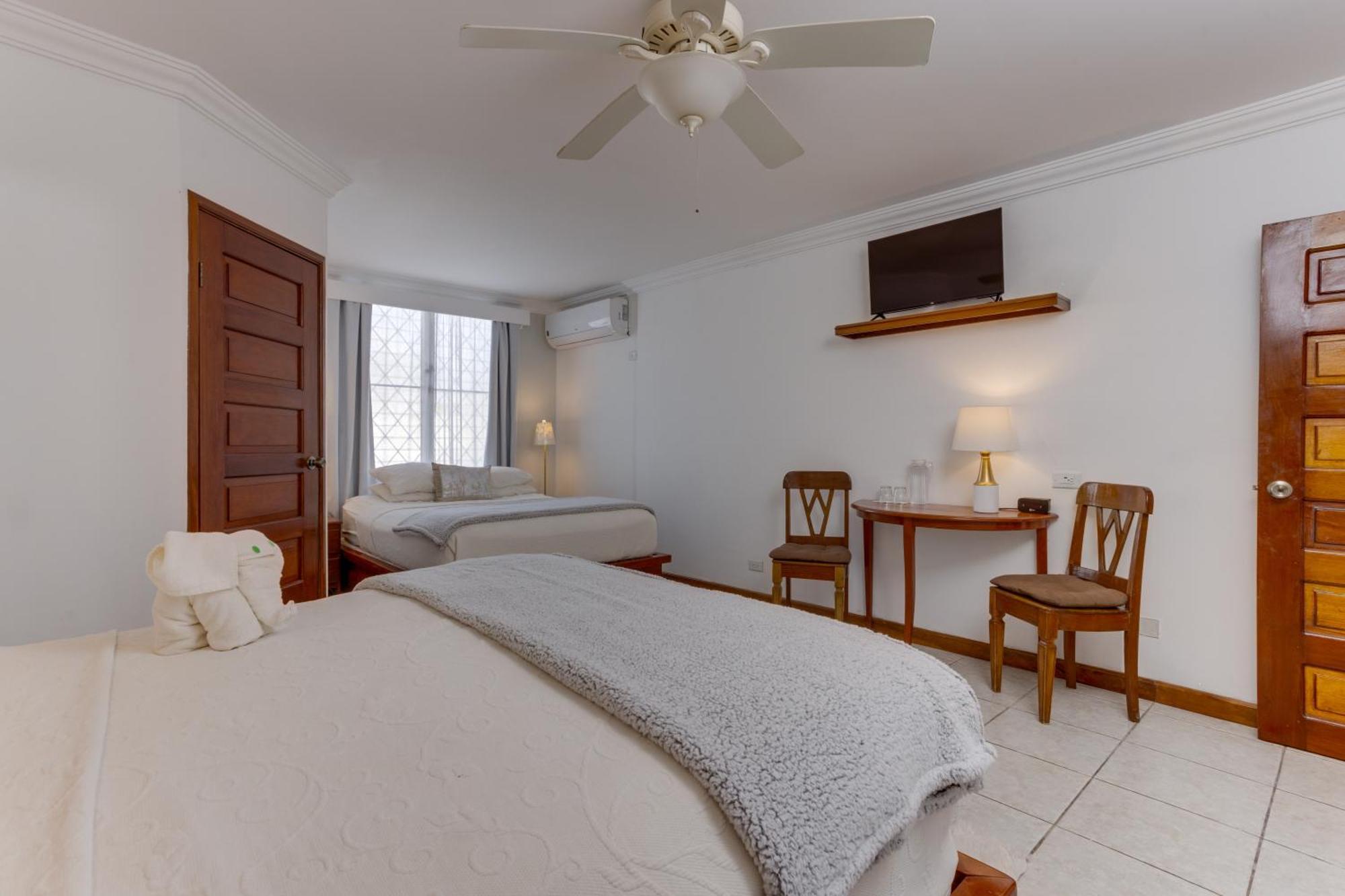 Villa Boscardi Белиз Сити Екстериор снимка